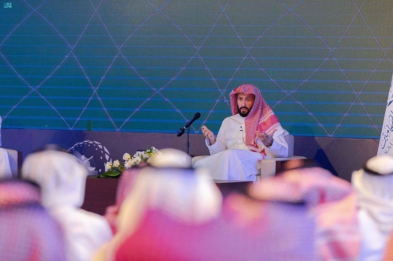 وليد الصمعاني خلال اللقاء المفتوح (مكة)