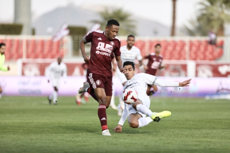 من لقاء الطائي والفيصلي الدور الأول