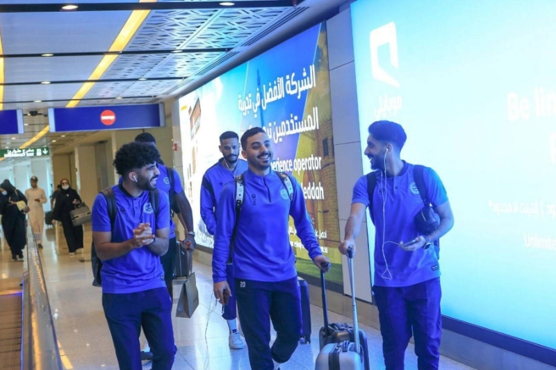 وصول بعثة الباطن مطار جدة