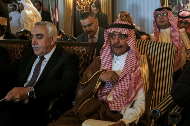 عبدالرحمن الجمعة ممثل السعودية خلال الاجتماع