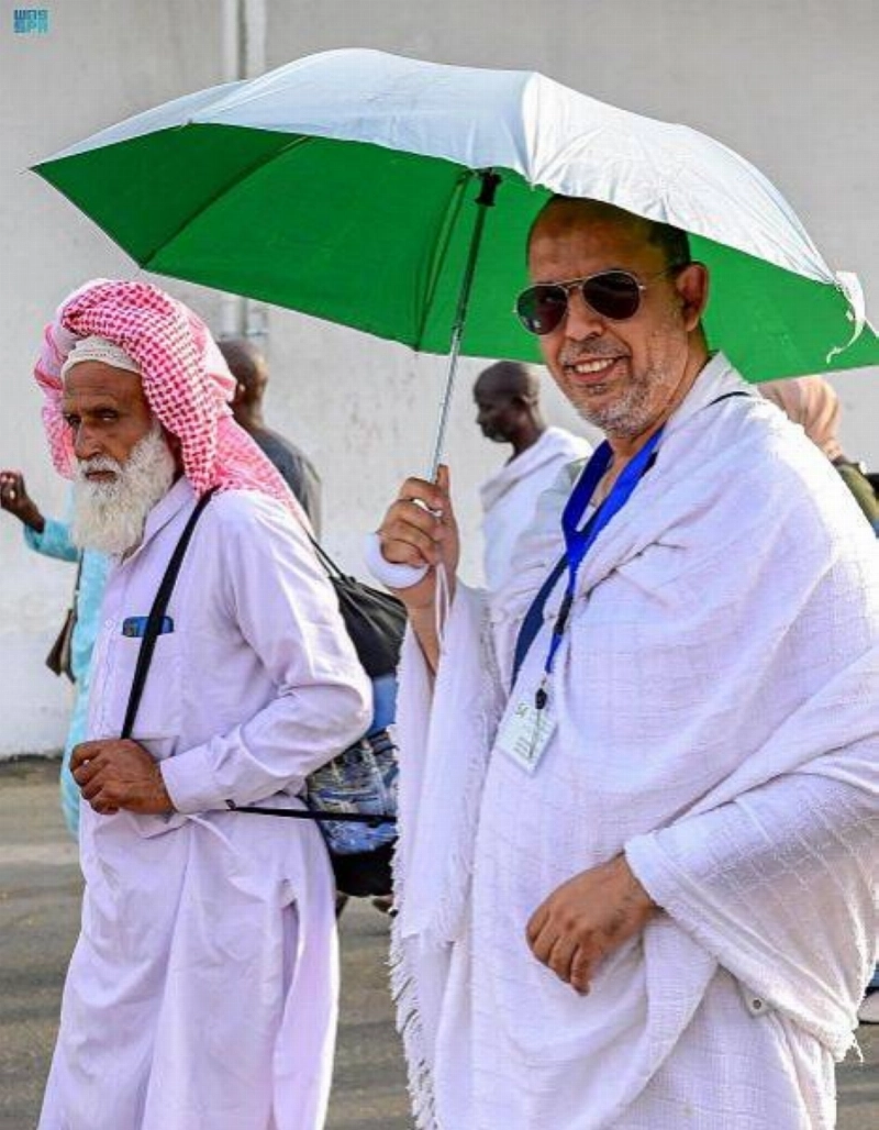 جزائري وسعودي حققا حلمهما بالحج