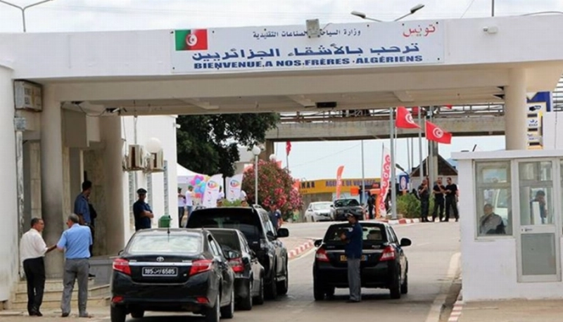 ترحيب تونسي بالجزائريين على الحدود (مكة)