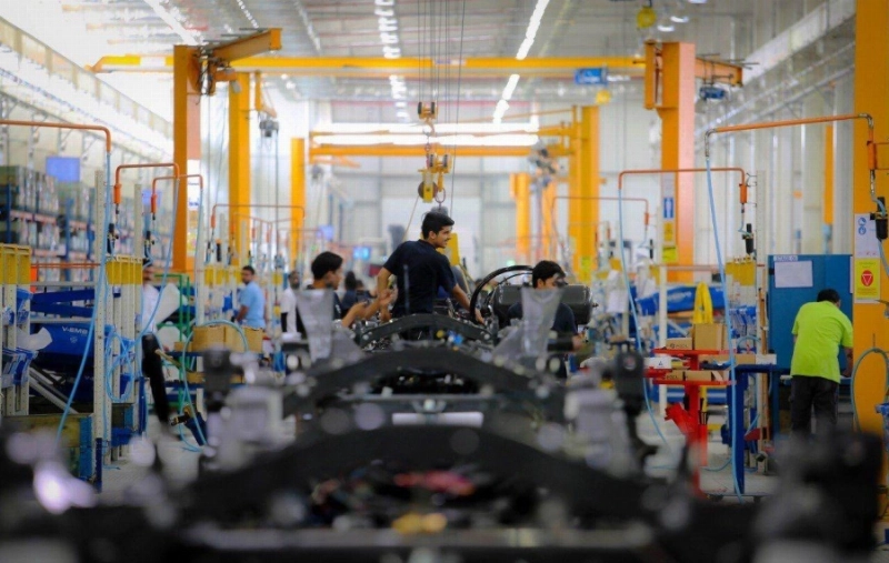 من داخل إحدى المنشآت الصناعية (مكة)