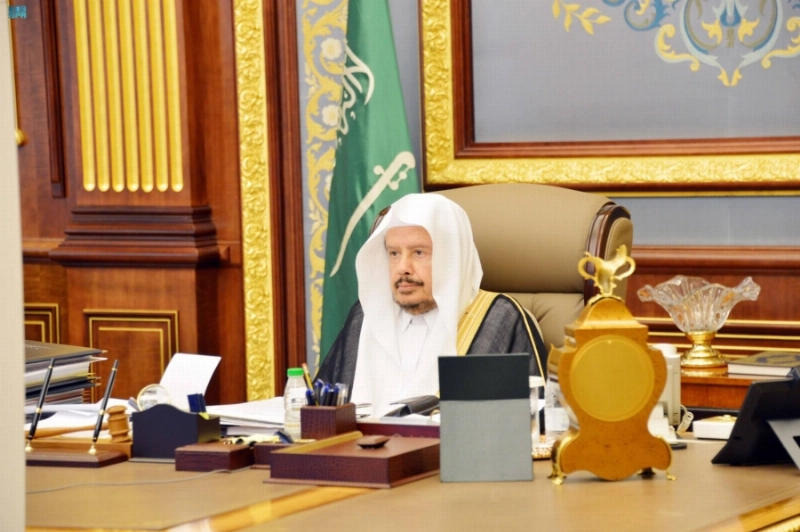 عبدالله آل الشيخ مترئسا جلسة الشورى (مكة)