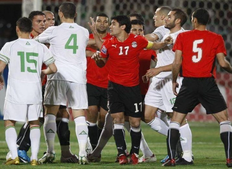 من مباراة مصر والجزائر