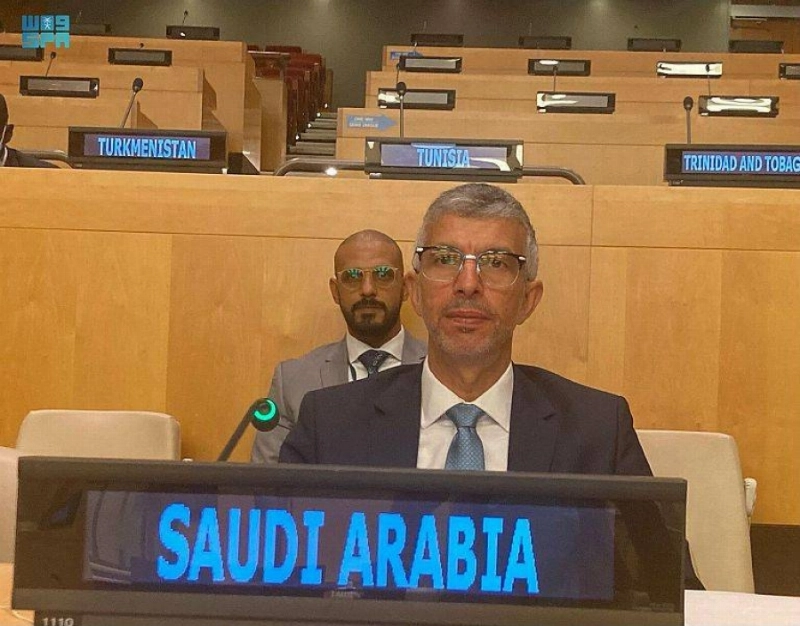 الواصل خلال حديثه في الاجتماع