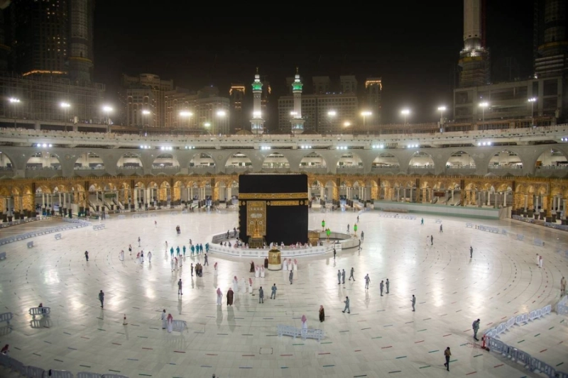 الكعبة المشرفة خالية من الحواجز (مكة)