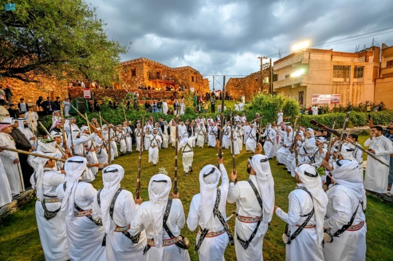 من عروض المهرجان (مكة)