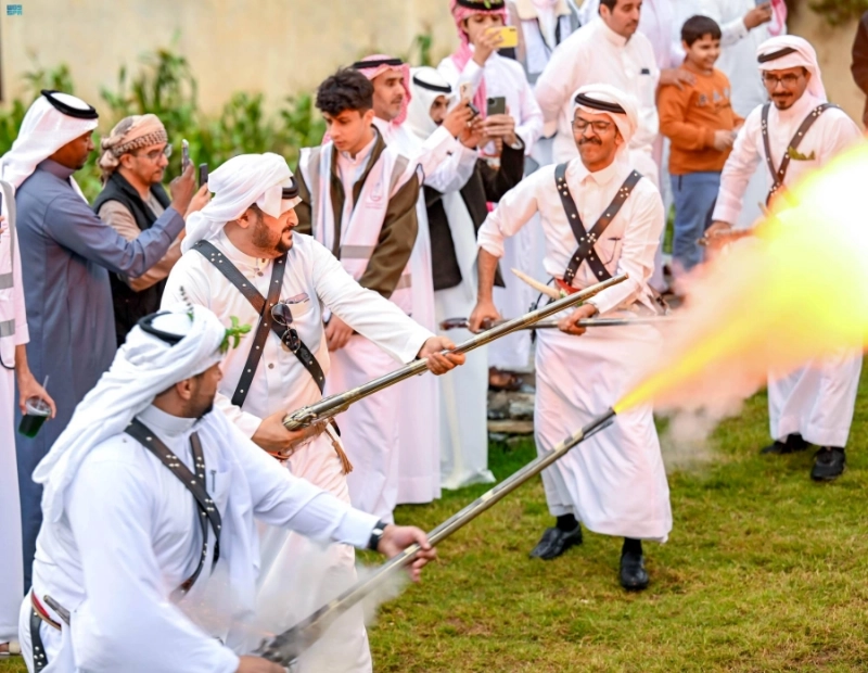 من عروض المهرجان (مكة)