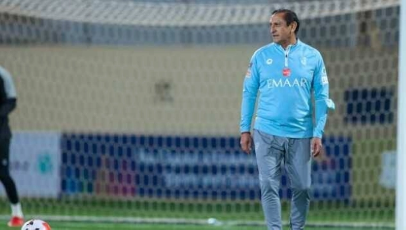 رامون دياز خلال تدريبات الهلال