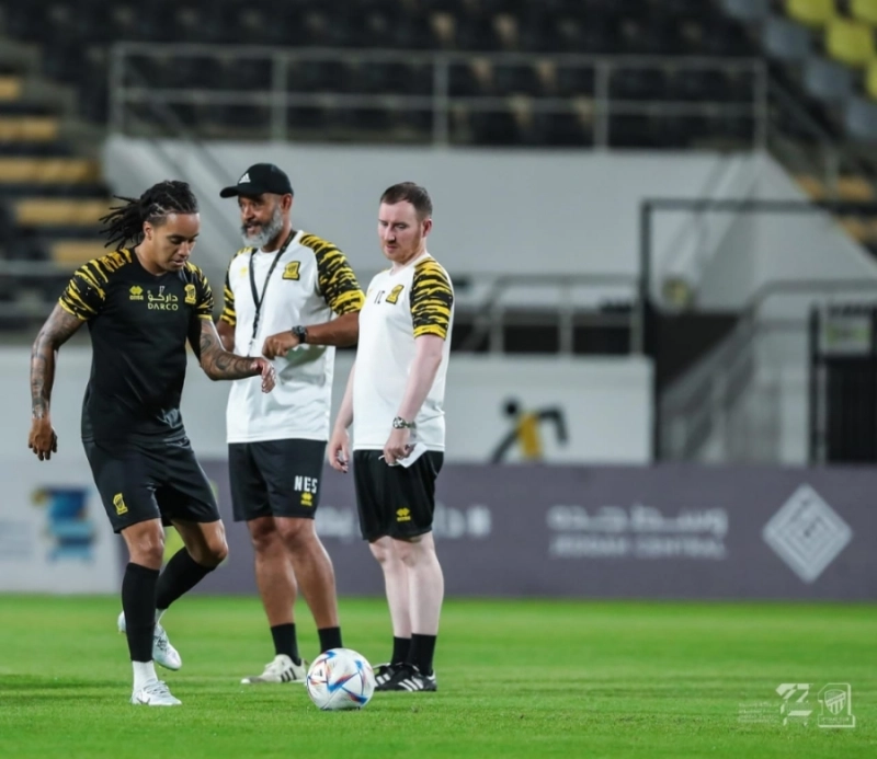 جانب من تدريبات الاتحاد