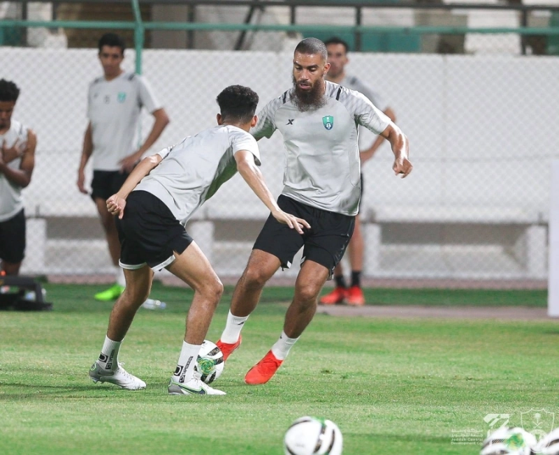 لويس غرابان يشارك في تدريبات الأهلي
