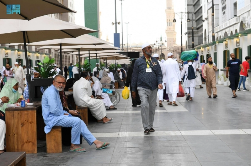 خدمات متوفرة للزائرين على مدار الساعة (مكة)