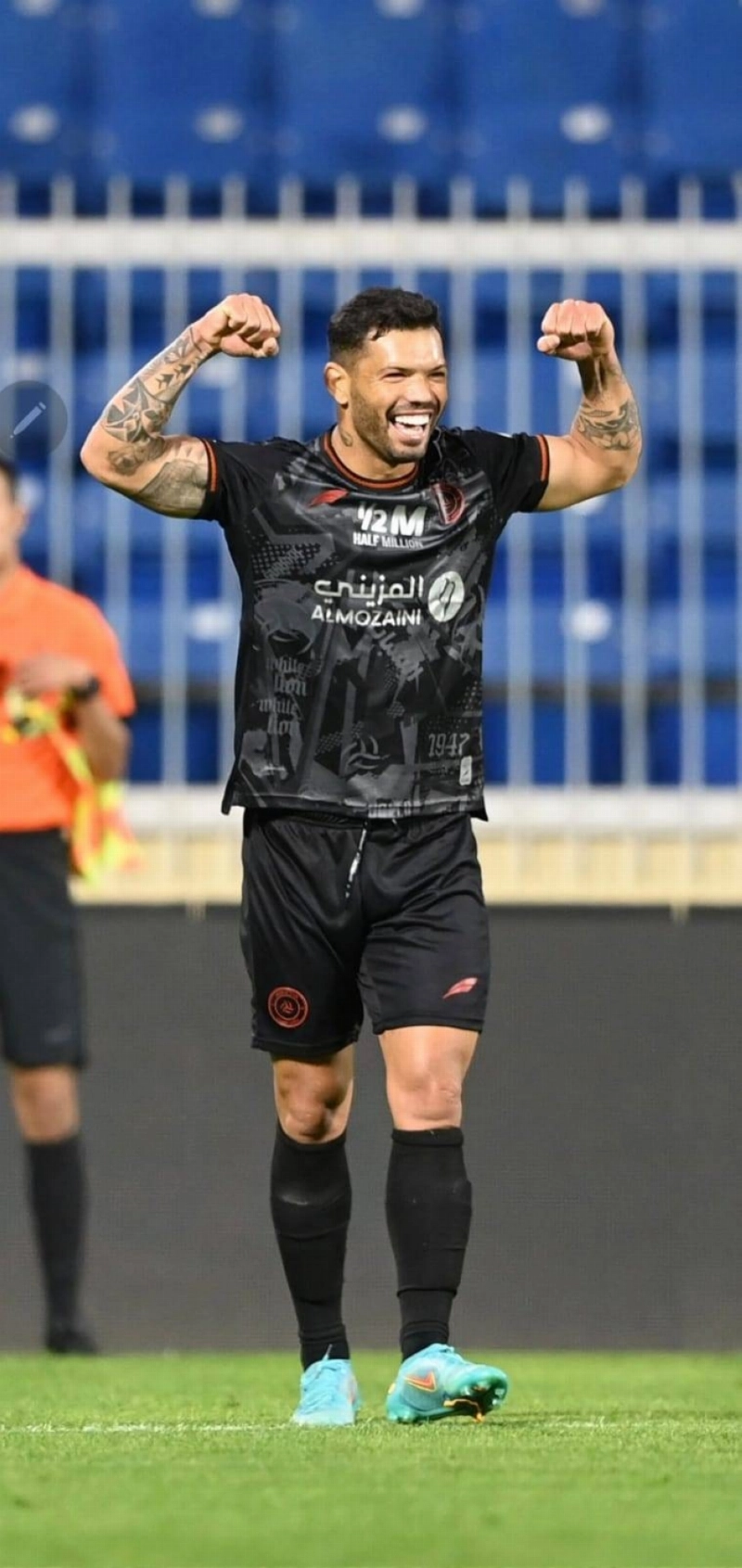 كارلوس