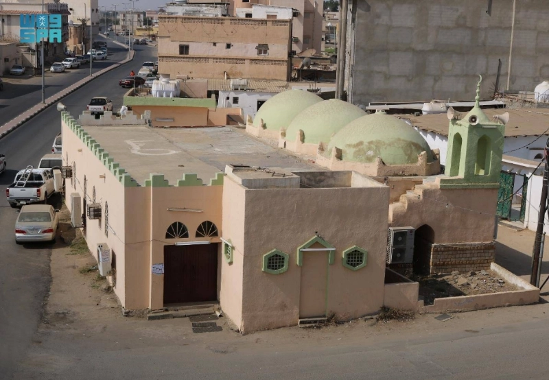 أحد المساجد التاريخية بجازان (مكة)