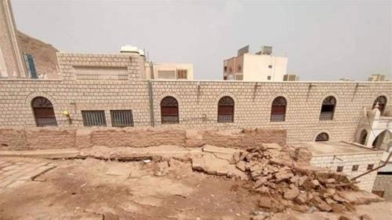 قصر السلطان الكثيري ينهار (مكة)