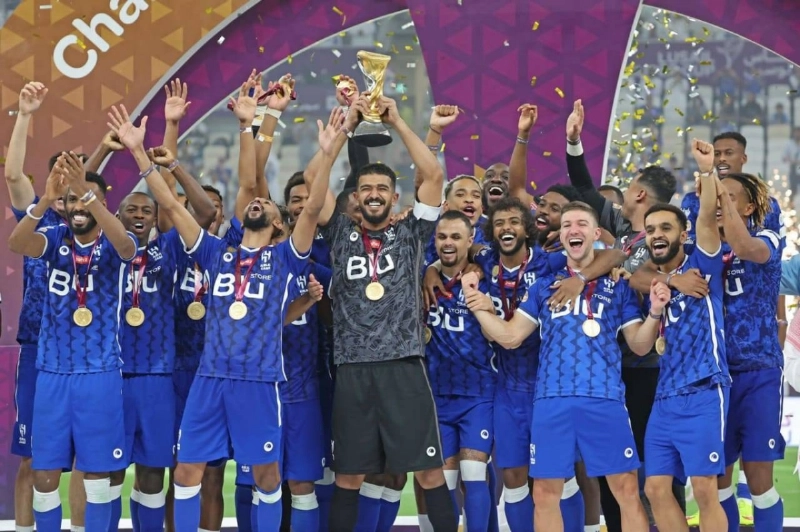 تتويج الهلال