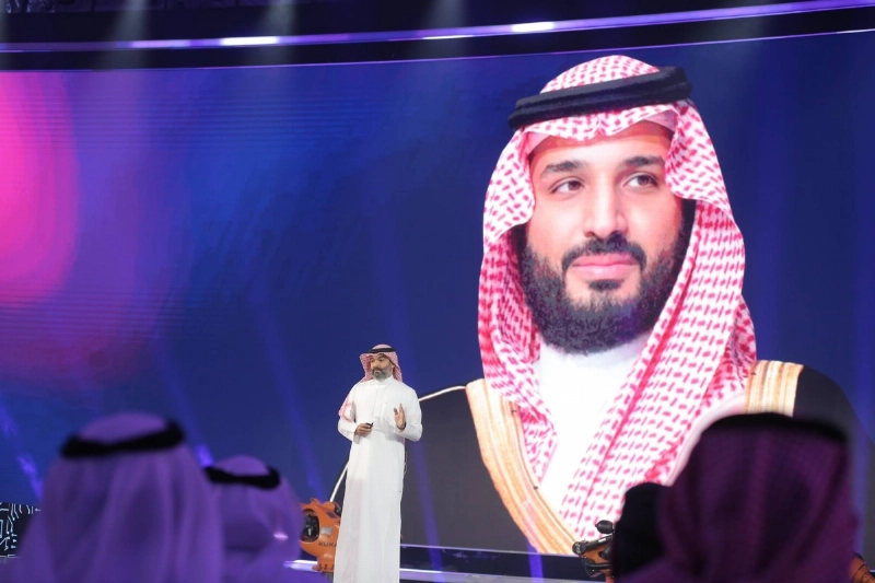 السواحة يتحدث في افتتاح القمة العالمية للذكاء الاصطناعي