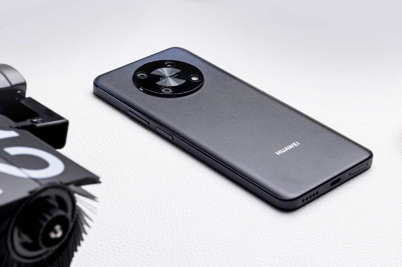 HUAWEI nova Y90