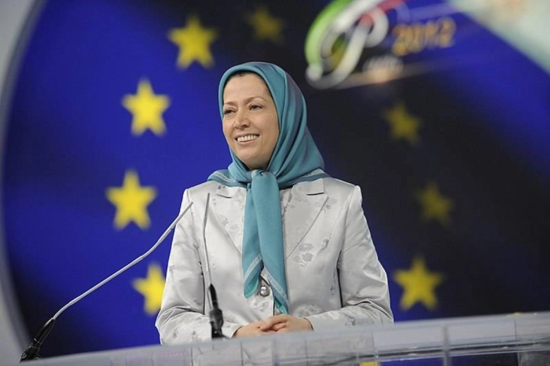 مريم رجوي