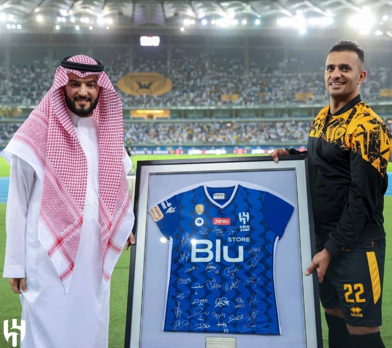 فهد بن نافل مع نواف الخالدي