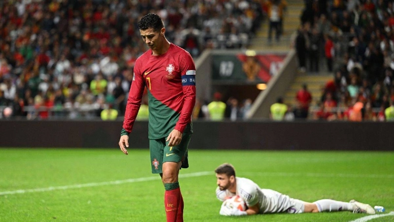 رونالدو يبدو محبطا