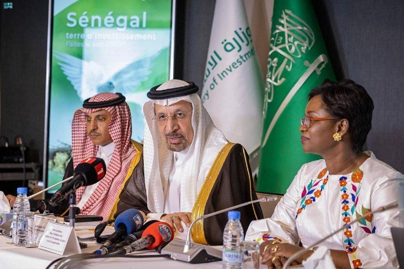الفالح متحدثا خلال المناسبة