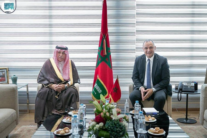 من اللقاء
