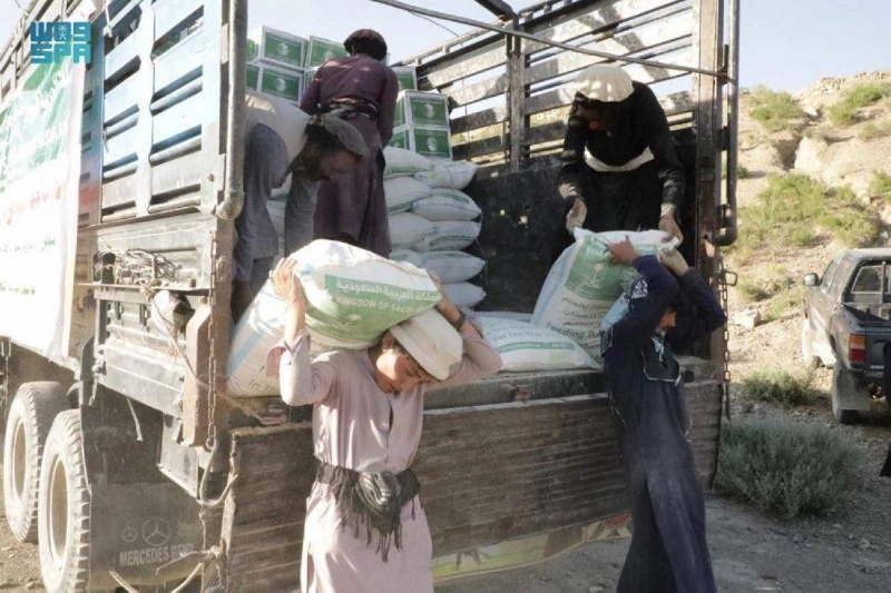 تنزيل المساعدات السعودية في أفغانستان (واس)