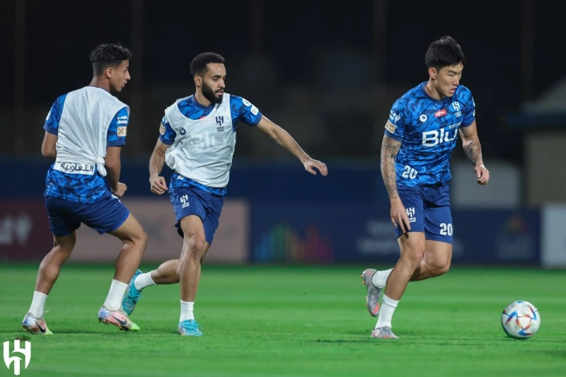 جانغ شارك في تدريبات الزعيم