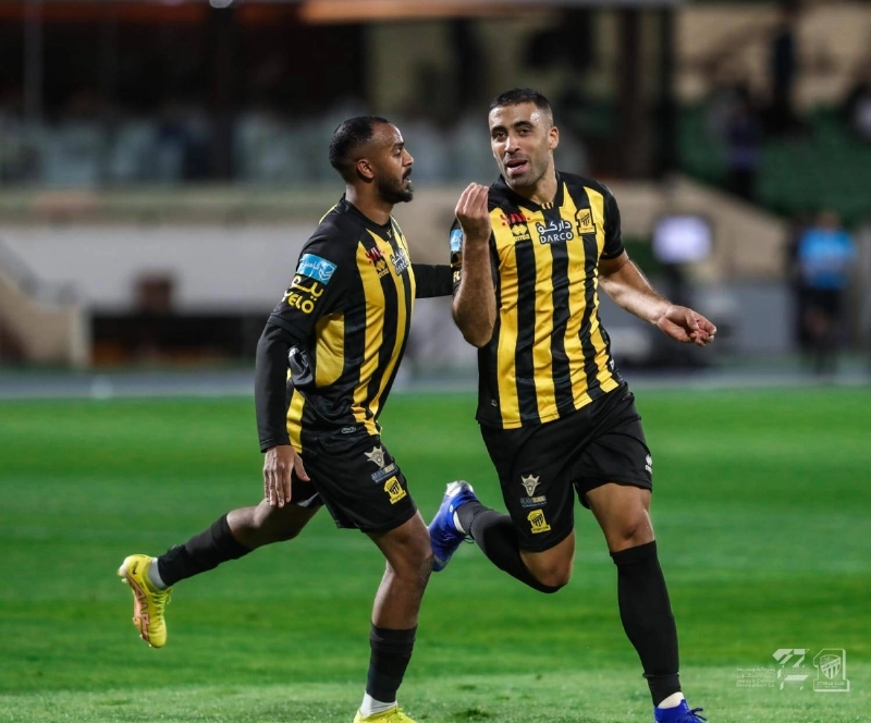 حمدالله بعد تسجيله الهدف الأول في مرمى ضمك