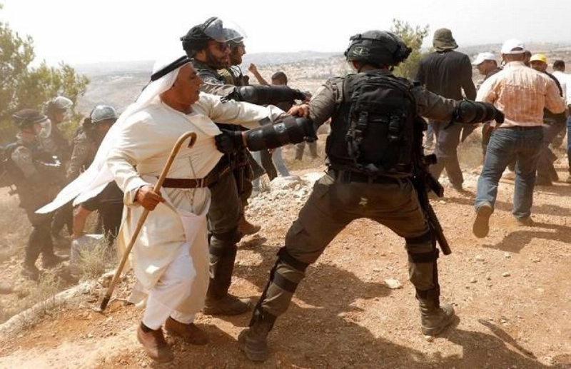 قمع إسرائيلي ضد أحد الفلسطينيين (مكة)