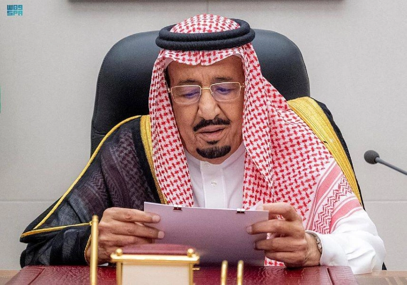 خادم الحرمين يلقي خطابه أمس (واس)