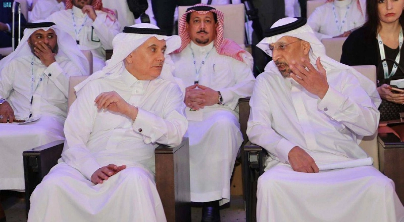 الوزيران الفضلي والفالح خلال المنتدى الزراعي