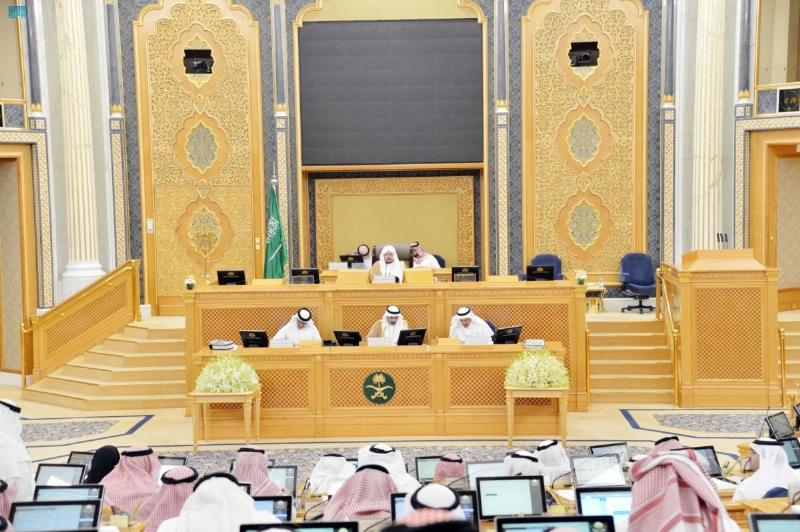 من جلسة الشورى أمس (مكة)