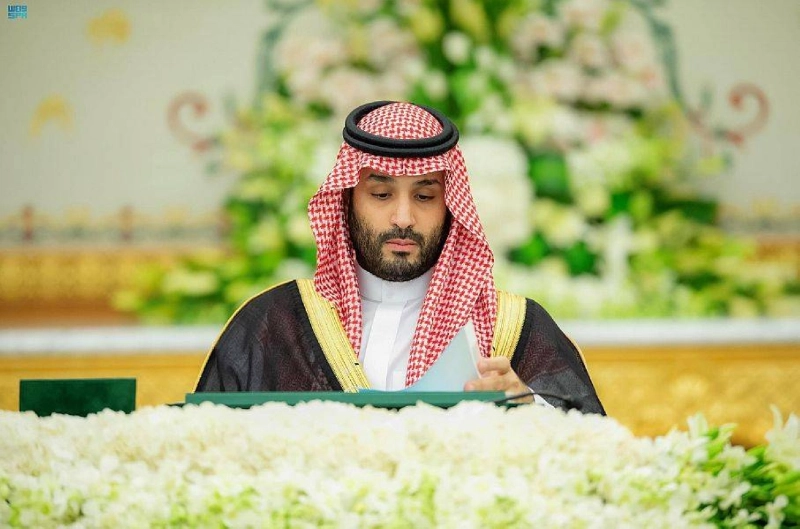 ولي العهد خلال ترؤسه الجلسة