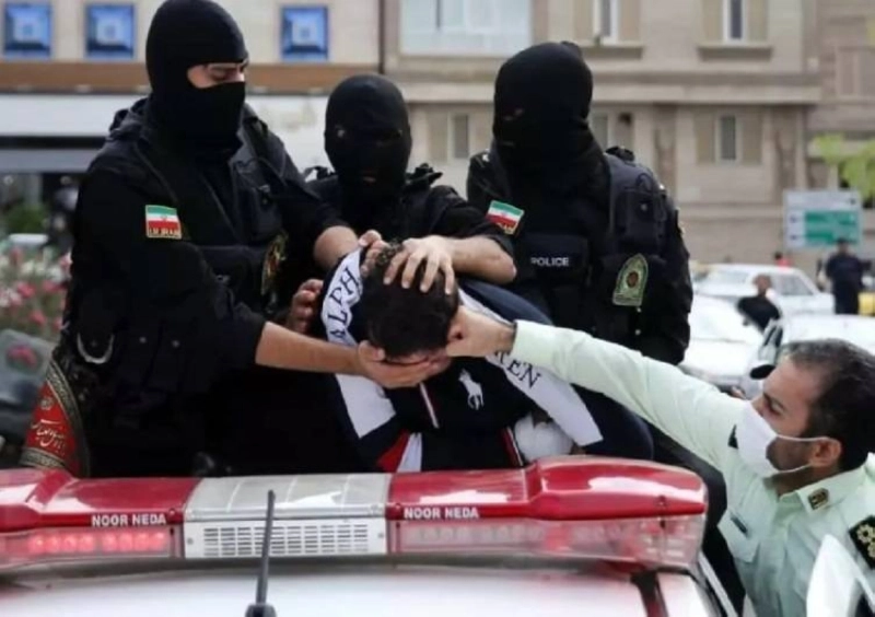 قوة الإرشاد تقمع واحدة من المتظاهرات (مكة)
