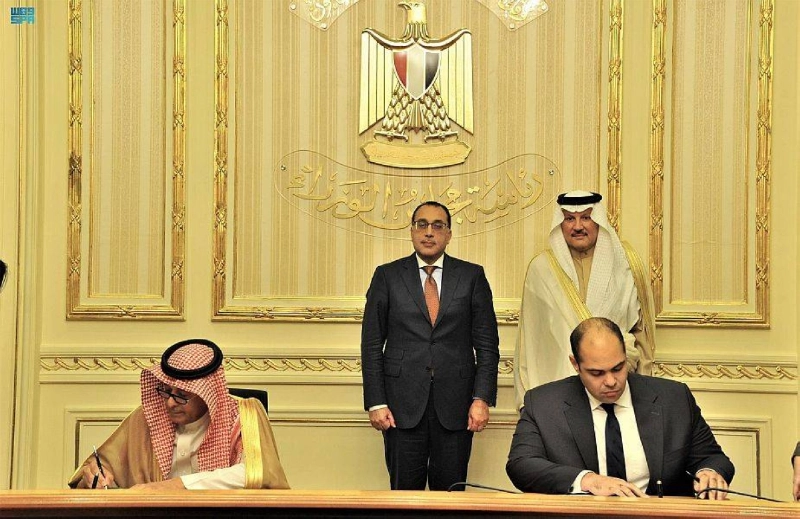 خلال التوقيع