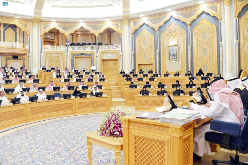 من جلسة الشورى أمس (مكة)