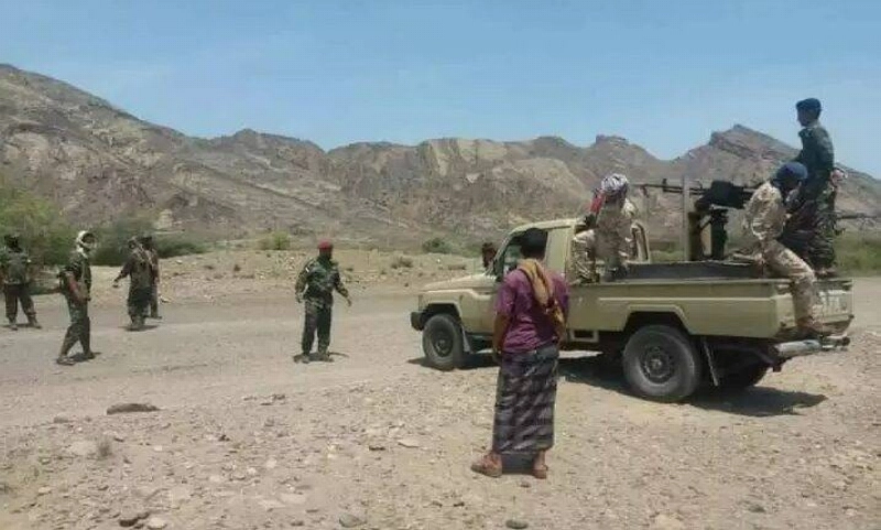 عناصر أمنية تمشط المكان بعد حادثة قداش (مكة)
