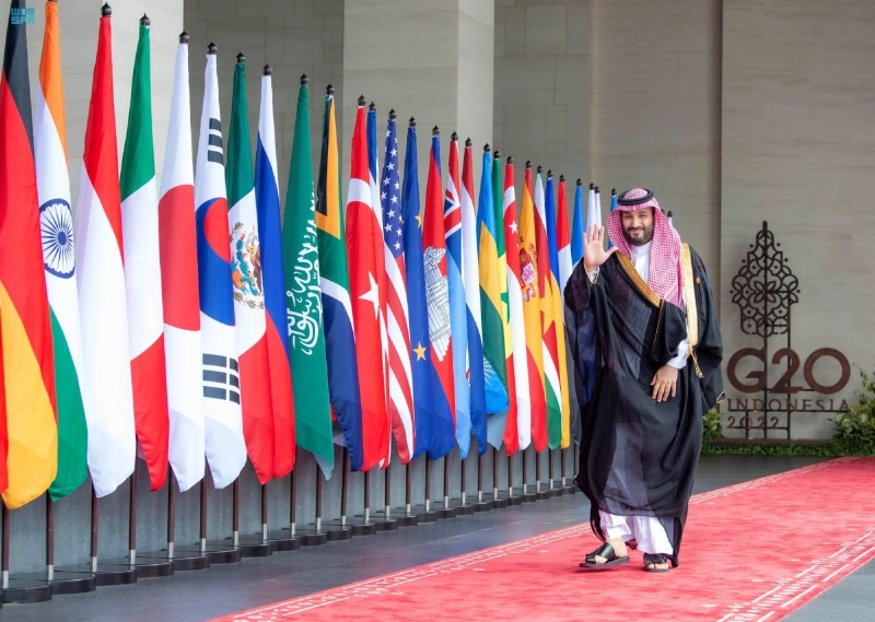 الأمير محمد بن سلمان خلال وصوله للمشاركة في قمة العشرين