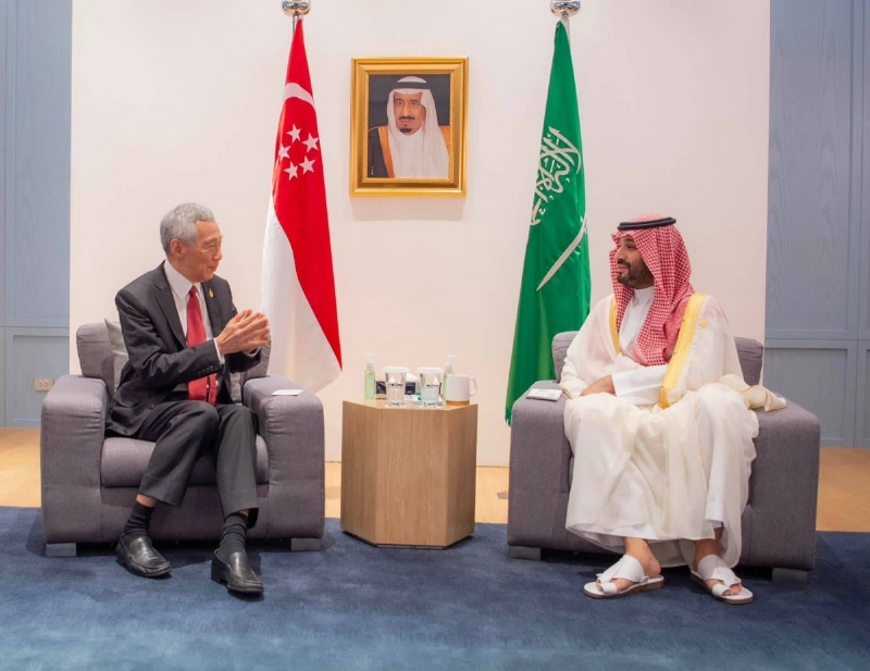 الأمير محمد بن سلمان خلال لقائه رئيس سنغافورة