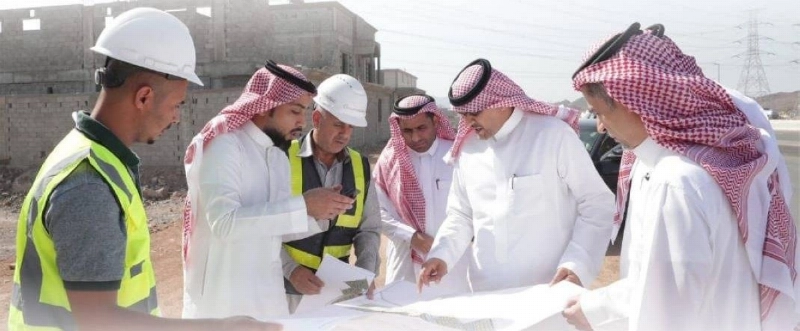 البدير يتابع مشاريع سكني