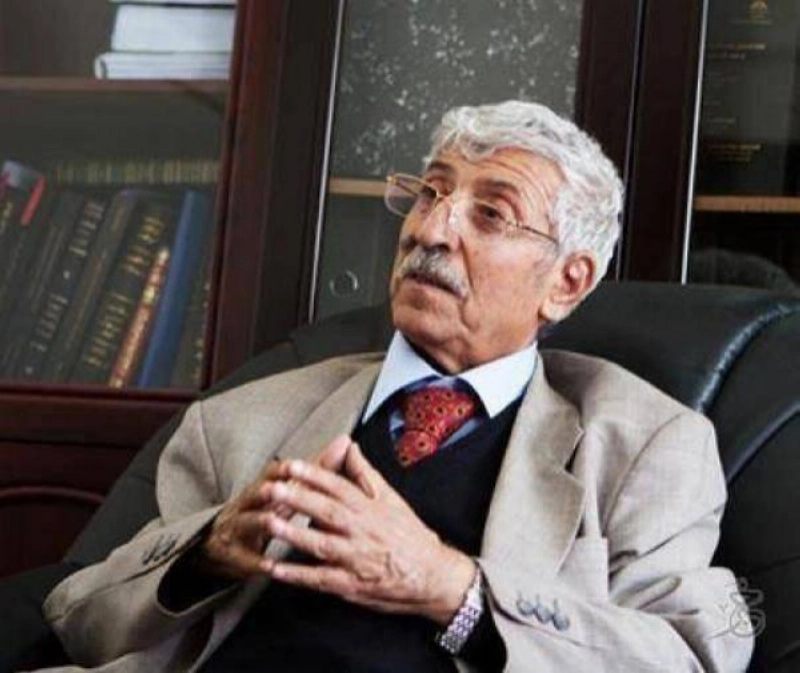 عبدالعزيز المقالح