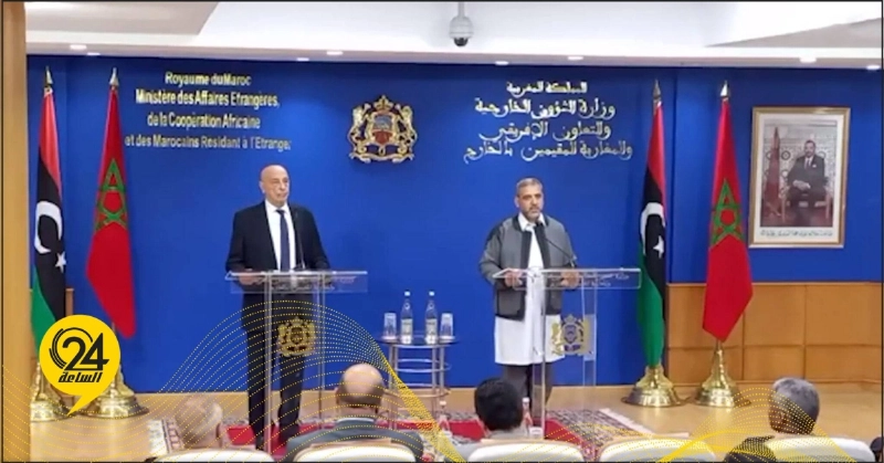 لقاء سابق بين خالد المشاري وعقيلة صالح (مكة)