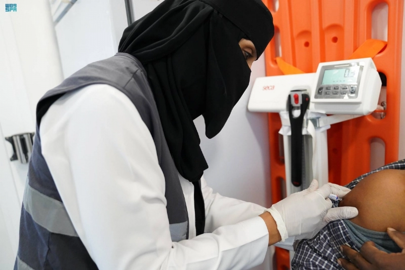 أعلنت وزارة الصحة إتاحة طلب سيارة تطعيم الإنفلونزا الموسمية، لتقديمه للمواطنين والمقيمين في منازلهم، وذلك خلال تطبيق «كريم» على الهواتف الذكية، فيما نفذت إدارة التواصل المؤسسي بصحة الجوف 74 حملة ميدانية خلال الفترة الماضية، شارك فيها 129 متطوعا ومتطوعة من فريق التطوع الصحي.