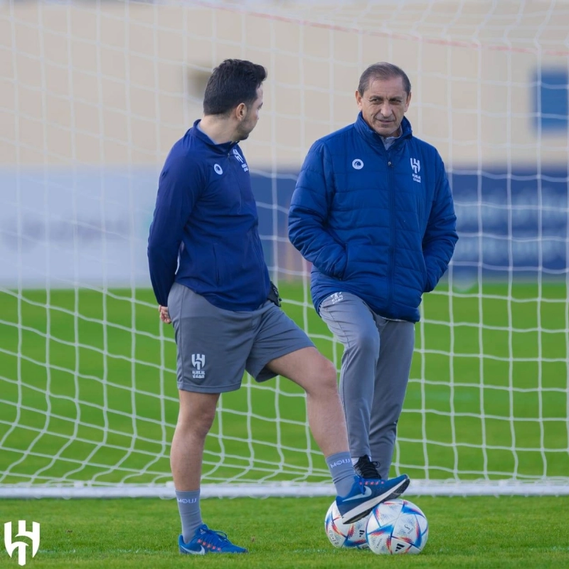 دياز خلال استعدادات الهلال