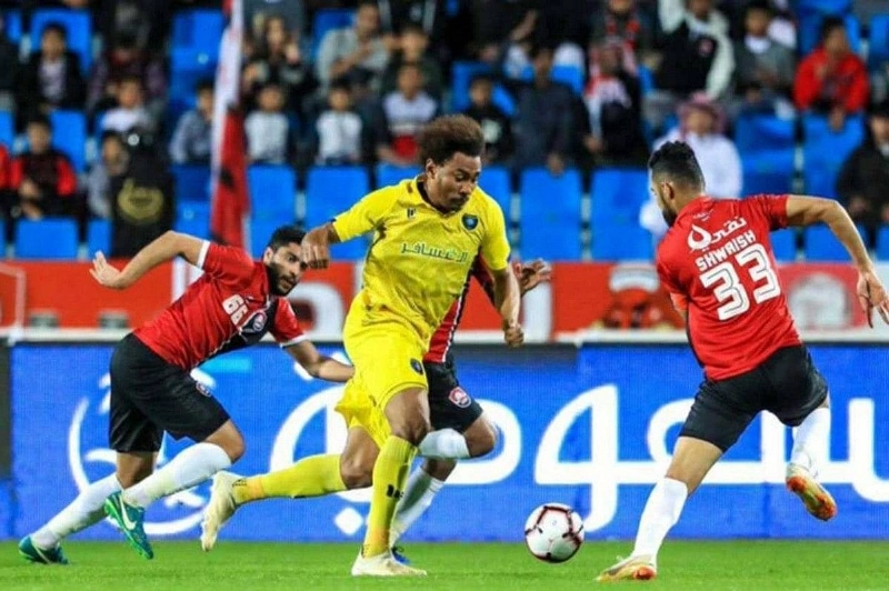الرائد والتعاون