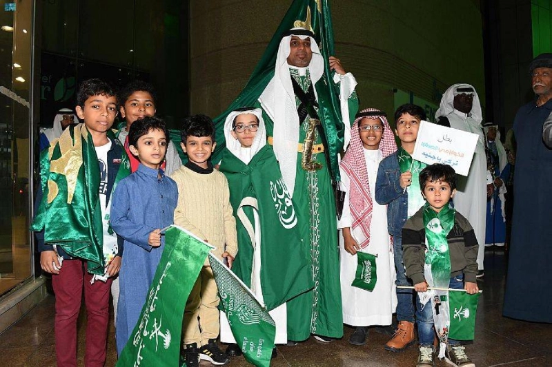 تركي باجنيد خلال الاحتفاء به (مكة)