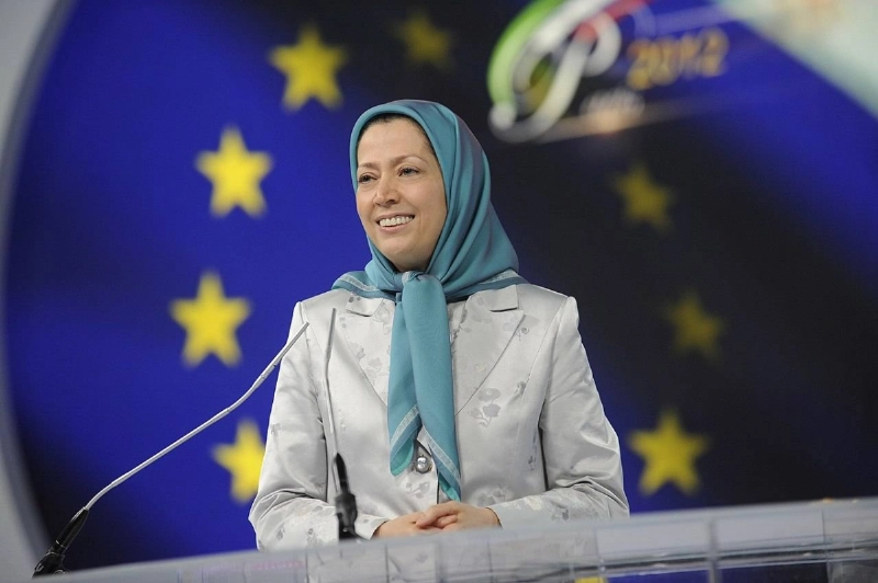 مريم رجوي